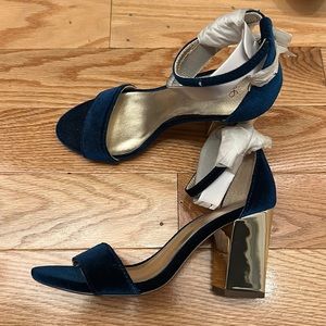 Lily Pulitzer square heeled sandal